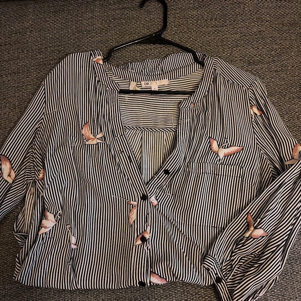 Tunic, 3/4 length sleeves.